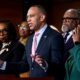 Jeffries still confident Democrats will take back House after Virginia redistricting ruling