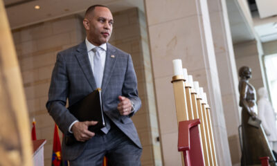 Jeffries guarantees Democratic House win in midterms despite ‘undemocratic’ rulings
