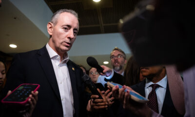 Key House GOP moderate dismisses ballroom funding request