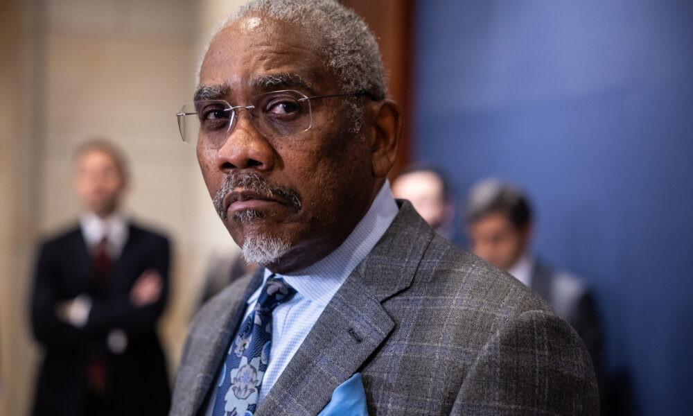 Key Jeffries ally endorses aggressive tactics to create more blue seats