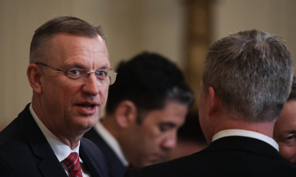 VA secretary to testify after House threatens to penalize him