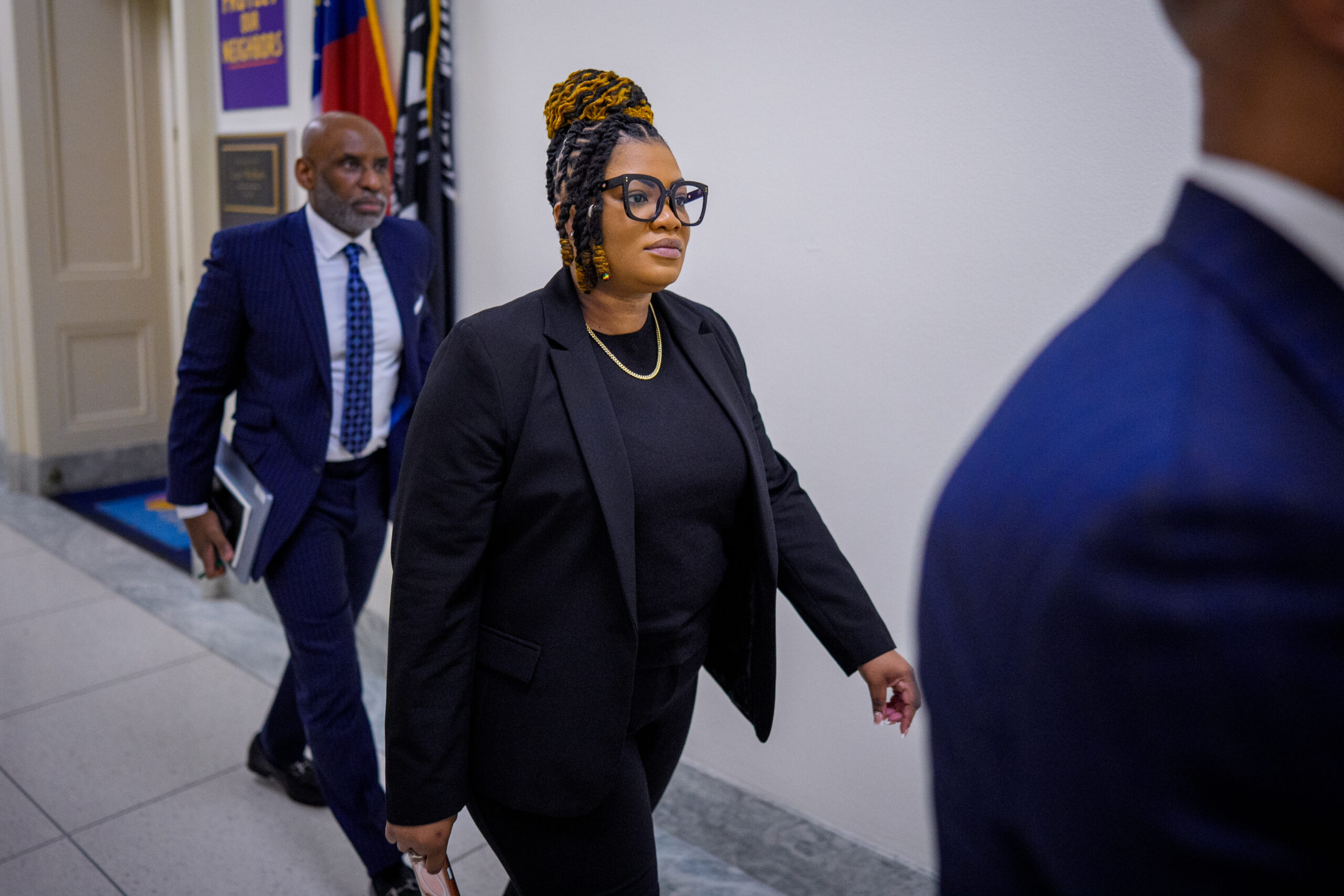 House Oversight interviews Epstein prison guard