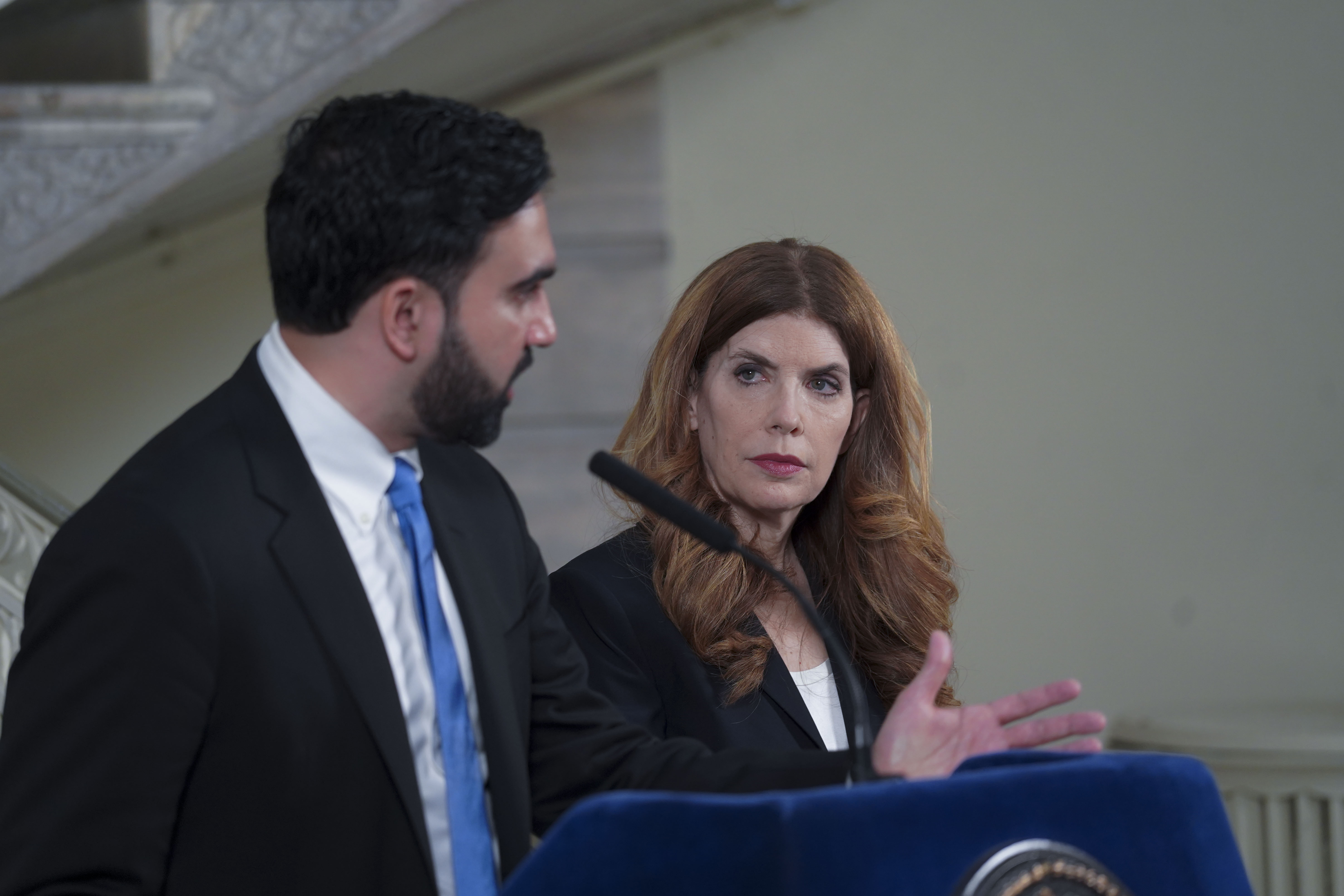 City Council Speaker Julie Menin is proposing to expand an existing city discount program for low-income residents, as an alternative to Mayor Zohran Mamdani’s fast and free bus plan.