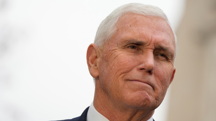 Pence cast doubt on possibility of US, Iran peace deal before Trump announcement