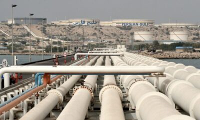 Trump’s deal lifts oil sanctions on Iran, angering hawks