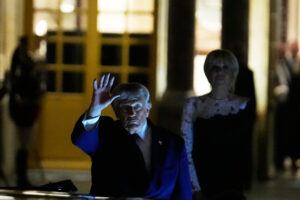 White House delivers Iran agreement to Congress