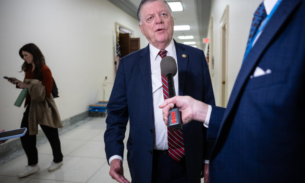 Cole heads to Camp David to talk defense funding