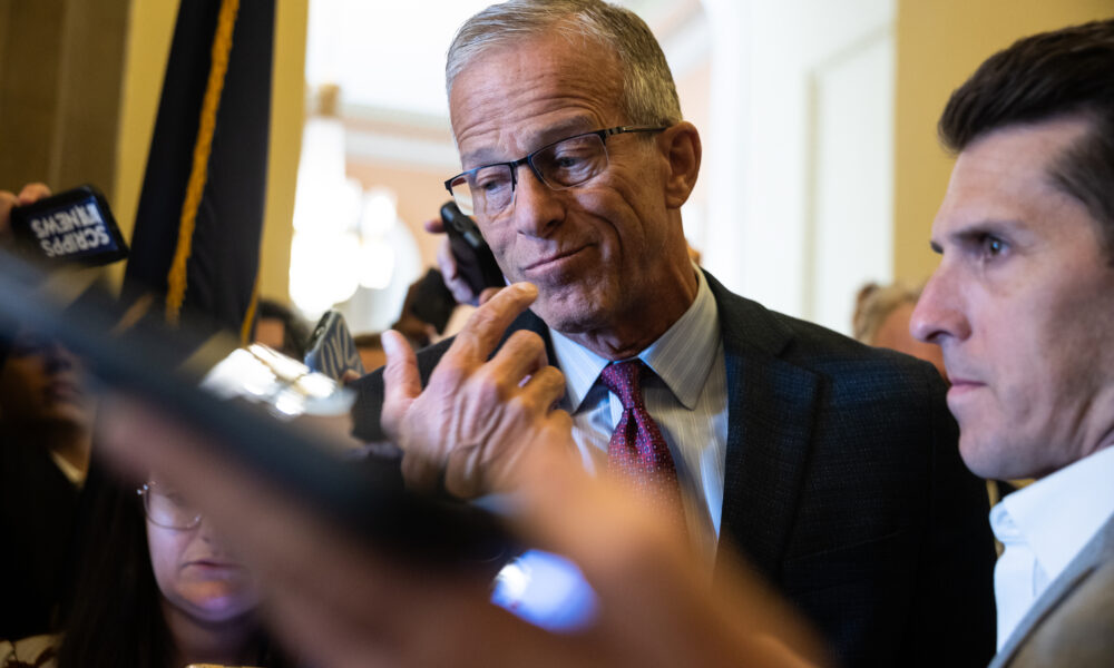 Thune withholds a South Carolina Senate endorsement while complimenting Graham