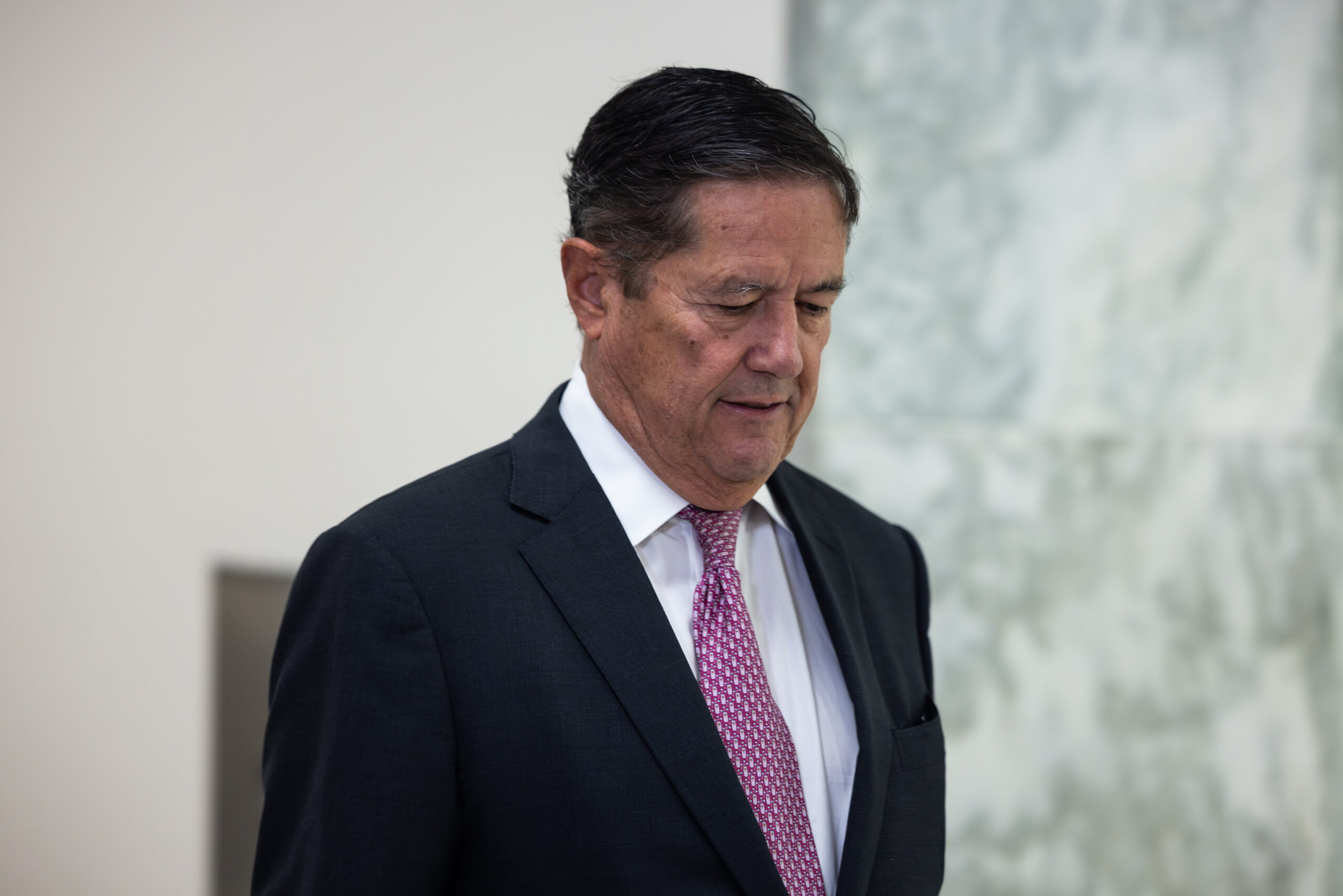 Jes Staley tells House Oversight he spoke with JPMorgan CEO about Epstein’s crimes