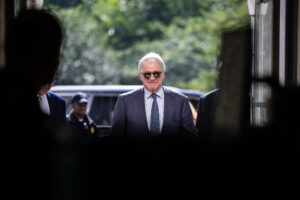 Comer: 1 NDA produced by Leon Black to House Oversight ‘unacceptable’